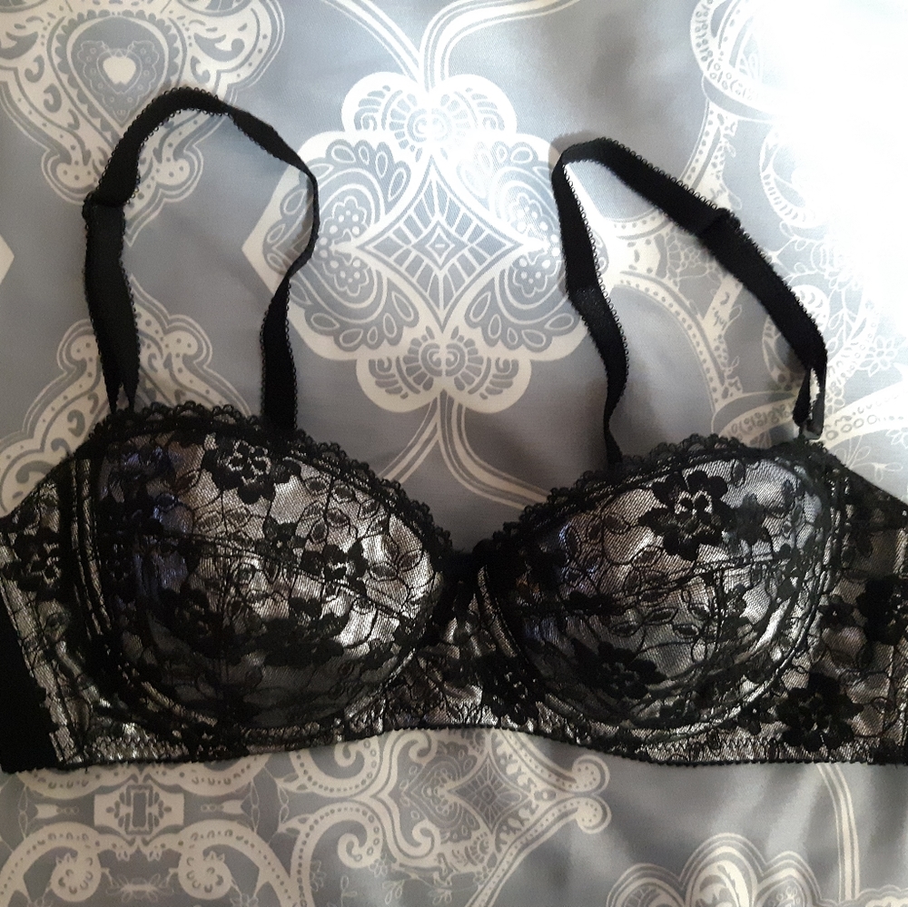 36B Unbranded Metallic Bra & Panty Set